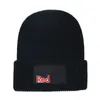 Fashion Red logo Sport Bone Design Inverno Cappelli per gli uomini Donne Donne Cappello in lana a maglia Berretto in lana Maglia Berretto Berretto Berretto Gorros Touca Addensare Cappuccio caldo