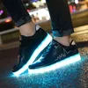 Tamanho 30-44 Crianças sapatos para meninas meninos levou tênis luminosos iluminar crianças tenis led chinelos USB recarregando buty buty led 220115