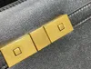 636478 den senaste dam lutande handväskan fransk designer 7A high-end anpassad kvalitet fritid mode stil kedja avtagbar handhållen. Enda