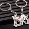 Par Kärlek Hjärtformad Rostfritt Stål Nyckelkedja Älska dig Forever Letters Printed Mini Alla hjärtans dag Key Ringar Pendants Bröllopsgåvor Tillbehör Props GT08GUF