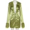 Trench da donna Estetica anni '90 Piume Trim Top lunghi in raso verde Moda Y2K Colletto rovesciato Manica con un bottone Capispalla Autunno