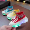 Size 21-30 Children LED Shoes for Boys Glowing Sneakers for Baby Girls Toddler Shoes with Light up sole Luminous Sneakers tenis G1025