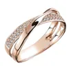 Verse twee toon X vorm cross ring met zijstenen voor vrouwen bruiloft trendy sieraden oogverblindende CZ steen grote moderne ringen anillos