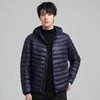 M-6XL Uomo Piumino Cappotto Inverno Caldo Uomo Outdoor Casual Solido Bianco Piumino imbottito Giacca antivento Cappotto con cappuccio Giovane Gilet Y1103