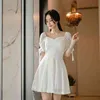 Kadınlar Için Beyaz Dantel Elbise Yaz Kısa Kollu V Boyun Bayanlar Oymak Seksi Ofis Mini Elbiseler 210602