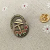 10 stks Tweede Wereldoorlog Btiyish Cross met Hat revers Pin Sommigen gaf Sommigen alle Bloem broche Craft for Memories Badge