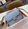 22SS 럭셔리 숄더백 디자이너 여성 크로스 바디 패션 클래식 편지 핸드백 고품질 암소 가죽 가방