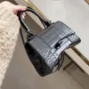 Lady klassieke handtas Hobos Fashion Messenger Bags meisjes crossbody tas maat 23*14cm Designer portemonnees met lange riem