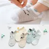 Chaussettes bébé nouveau-né 5pairslot été maille mince chaussettes bébé pour filles coton infantile décontracté garçon filles bambin chaussettes dessin animé 800 Y21311688