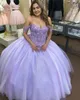 Charmante lavande grande taille robe de bal Quinceanera robes appliques perlées épaule tribunal train doux 16 robe de bal Pageant robes de soirée de célébrité