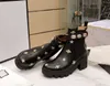 Martin kurze Stiefel aus 100 % Rindsleder, Gürtelschnalle, Metall-Damenschuhe, klassisch, dicke Absätze, Leder-Designerschuh, hochhackige Mode, Diamant-Lady0001