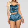 ملابس نوم للسيدات مثير 2PCS Lingerie Velvet v الرقبة Pajamas مجموعة Chemise Shorts Nightwear بالإضافة إلى الحجم