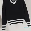 2021 Swetry damskie Casual dzianiny Kontrast Kolor Z Długim Rękawem Jesień Moda Nosić Classic Ladies Sweter Cardigan Neck Bawełna Designer Luksus