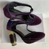 럭셔리 에메랄드 마노 Chunky Heel 결혼식 신발 보석 높은 T-스트랩 그린 벨벳 라운드 발가락 라인 석 펌프 여성