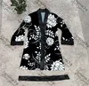 Top Black Bath Robe Hipster Högkvalitativ Kvinnors Designer Sleepwear Hem Badrum Oudoor Privat Swimmingpool Lyx Kläder