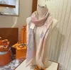 TOP QUALITY LUXURY brand Cashmere Scarves For Chic Ladies Winter Scarf Cashmere&Silk Material 140 140cm Large Kerchief Pashmina Sh187N