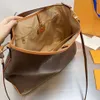 Designers de marca bolsas femininas casuais Bolsas luxuosas de alta qualidade Bolsas clássicas famosas Bolsas femininas Grande capacidade para monogramas Bolsa de mão de ombro