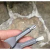 Skruvmejslar Keychain Outdoor Pocket Mini Skruvmejseluppsättning Ring med slitsade Phillips Handnyckelhängare Lin4159 UEXS8 8DBH1893439