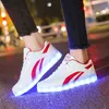 Tamanho 30-44 Luminous LED Sapatos para Adult Brilhante Sapatilhas Com Luzes Crianças Meninos Meninas Chinelos USB Cobrado Feminino Tenis 220115