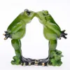 Myblue Kawaii Jardin Animal Résine Couple Amoureux Grenouille Figurine de mariage Miniatures Nordic Home Chambre Décoration Accessoires Cadeau 210811