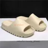 Slippers Top 2021 runner Slipper slide sandals shoes mens Enflame Orange triple black white bone resin earth brown green men women sandal 05EP