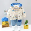 Mode Kinder Baumwolle Kleidung Sets 1-4T Baby Jungen Mädchen Mit Kapuze Mantel Cartoon Designer Denim Anzug Tops + pullover + Jeans = 3 Teile/satz