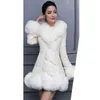 Fauxの毛皮のコート女性の白い黒い空青いプラスサイズトップジャケット19冬の長袖韓国のスリムファッションFaux LR699 210531