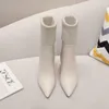 Designer de moda Design Boots de couro de salto alto Splicing Splicing Generous Luxury elegante