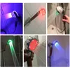 バスルームのシャワーヘッドスプリンクラーLed Hotel Home Bath Roomはカラフルな雰囲気のデコレーションの夜の光