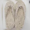 Slippers Fashion Женские мужские соломенные тапочки китайские сандалии унисекс летние домашние обувь новая пара обувь плоская