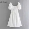 Elegante vrouwen witte jurk vrouwelijke sexy vierkante nek bladerdeeg mouw elastische taille a-lijn zomer sundress vakantie partner vestido 210514