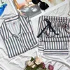 Kvinnors Sexiga Stripes Pyjamas Höst och Vinter Pajama Set Satin Hem Natt Använd Casual Kläder Silk Cardigan Långärmad PJS 210831