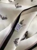 スカーフ100％ピュアシルクスカーフとショールの女性ヒジャーブ春秋の装飾的な長いバンダナスヘッドラップアクセサリーヘッドスカーフ