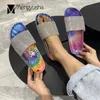 Personlighetstryck Multicolor Flower Bottom Clear Sandaler Kvinnor Öppna Toe Transparent Crystal Flats Sandalias över storlek 35-44