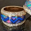 Fashion 18k guld bredband ringar med sidosten damer rhinestone asfalterad opal ring US storlek 5-11