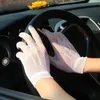 5 本の指の手袋網メッシュ手袋ファッション女性レディーガール保護レースエレガントなスタイル黒と白