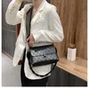 2024 neue Mode Umhängetaschen Für Frauen Pu Leder Mädchen Kurze Klappe Womens Casual Messenger Schulter Handtasche SAC