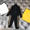 Designer Kids Tracksuit Clothing Jacket Pants 2pics Set Boys Girls Autumn Cotton Childrens Sports Wear Black 1001601193604