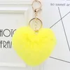 A Forma di cuore Fluffy Pompon Portachiavi Donne Finta Pelliccia di Coniglio Portachiavi Ragazze Borsa Pendenti e Ciondoli Handbangs Auto Portachiavi Gioielli Regalo Del Partito