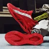 Skor Män Sneakers Man Casual Mens Tenis Luxury Skor Trainer Race Andas Fashion Loafers Running för 220216