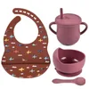 4 stks/set Siliconen Baby Cup Servies Set Waterdicht Hart Afdrukken Bib Food Grade Cup Non-Silp Zuignap Kom voeden Servies 211027