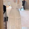 Dame élégante robe à col en v pour femme en cascade à volants fête Vintage Maxi Vestidos automne à manches longues blanc femme printemps L 210603