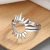 Modeschmuck Femme Gold Silber Farbe Niedliche Sonnenblumen-Bandringe Zwei-in-Eins-Ring mit mehreren Tragemethoden für Frauen