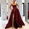 ny ankomst svart satin split prom klänningar sexig röd lång elegant prom party klänning plus storlek för kvinnor