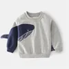 Hoodies Sweatshirts Boys Kids Sweatshirt för höst Vår Långärmad Cartoon Whale Barn Tops Pullover Kläder