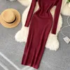 2021 가을 새로운 디자인 여성 스퀘어 칼라 긴 소매 단색 바디콘 튜닉 섹시한 미디 긴 연필 니트 드레스