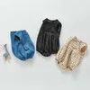 Lato Baby Girl Bodysuit Solid Color Bez Rękawów Kieszonkowy Kombinezon Urodzony Cute Style Kids Clothes E07 210610
