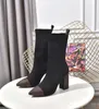 2021 Designer sokken laarzen gebreide elastische schoenen herfst winter vrouwen boot sexy letter Martin trainers hoge hakken schoen met doos