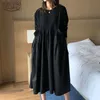 Kobiety Bawełniane Suknie Plus Rozmiar XL-5XL Jesień Okrągły Neck Z Długim Rękawem Kieszonkowy Fałszywy Dwuczęściowy Luźny Robe 13345 210508