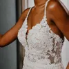 2021 Vit sjöjungfru bröllopsklänningar spaghetti remsor nacke brudklänningar Baklösa pärlor spets applique nigerian arabiska äktenskap klänning elegant robe de mariee